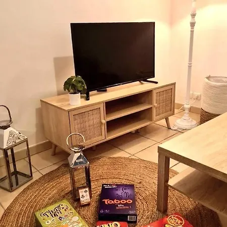 Maison 2 Chambres, * 勒布斯卡